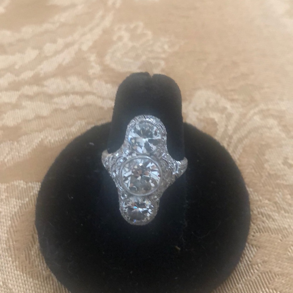 FLAPPERS DREAM RING - diamonds my friend DIAMONDS - Picture 1 of 8